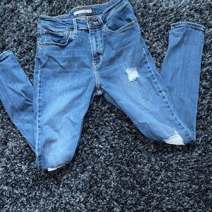 Levi 721 High Rise Skinny size 27